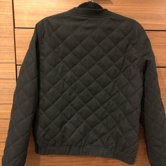 LIRA Quilted Bomber Jacket, Black size Large. - Picture 2 of 5